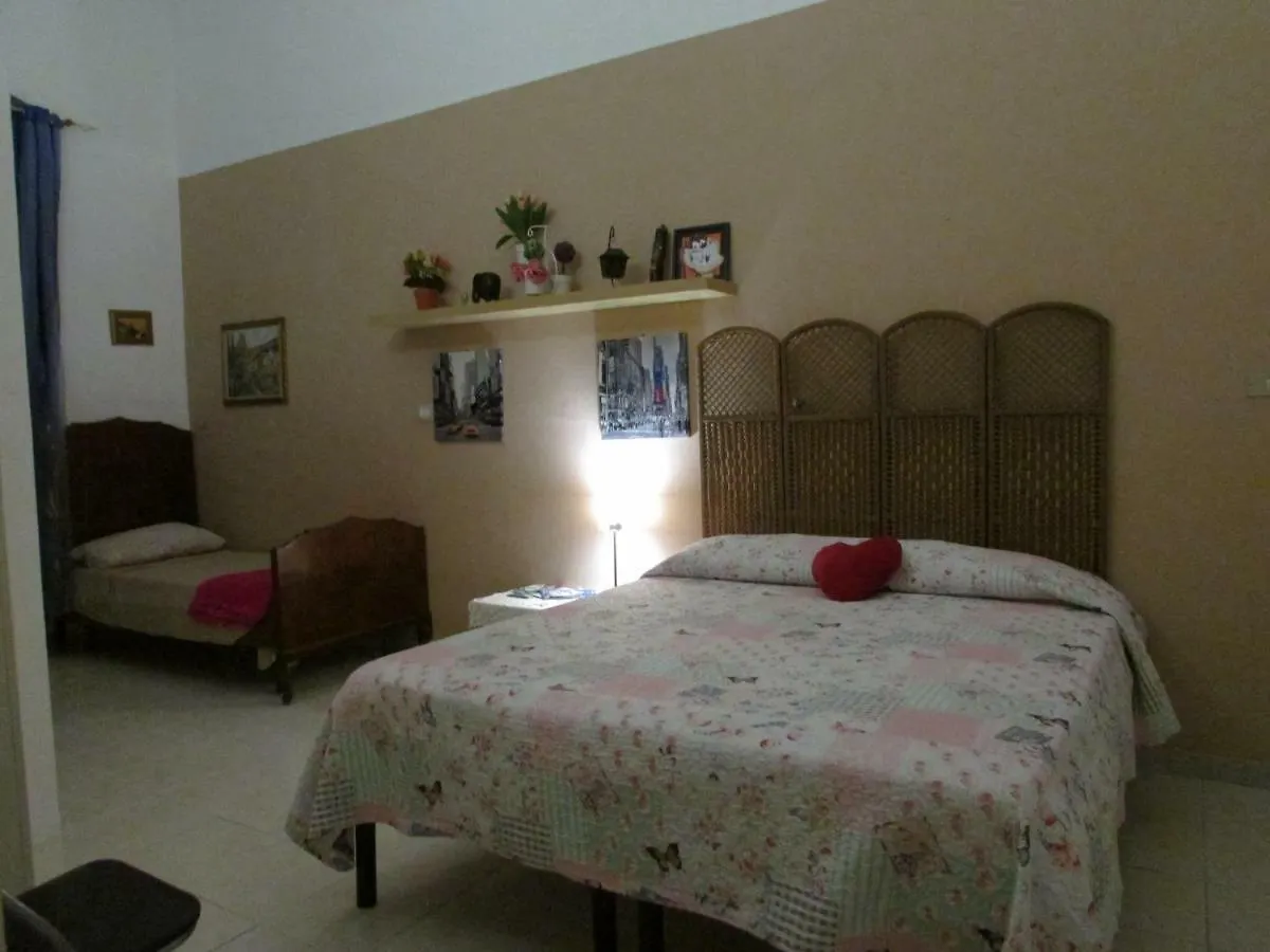 Mi Casa Es Tu Casa Ξενοδοχείο Μπάρι 2*,